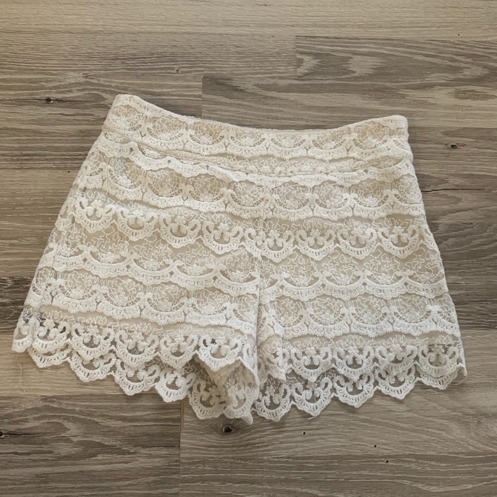 Forever21 lace shorts
